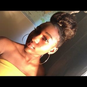 Meet your Posher, Savanni